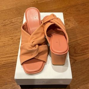 Caslon CNLaurette-Lea Peach Chunky Heel Sandal  sz 6.5M -NWT!!!
